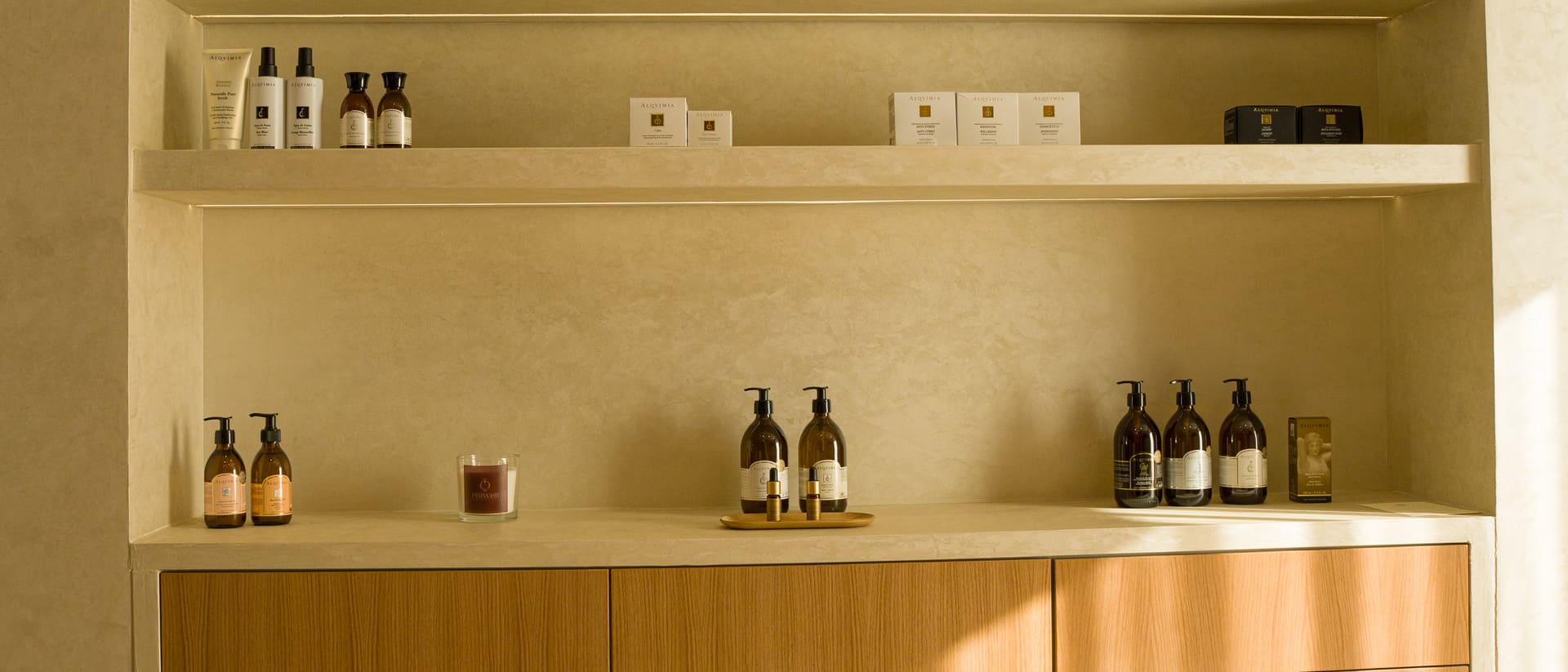Product shelves and treatment room at the Phiwell studio